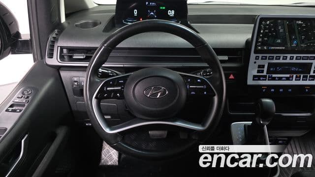Hyundai Staria Modern, 2023 14