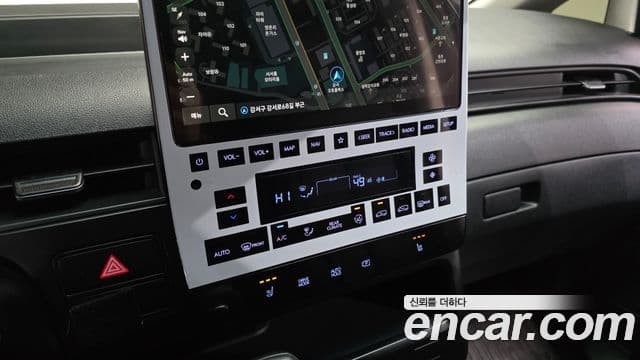 Hyundai Staria Modern, 2023 17