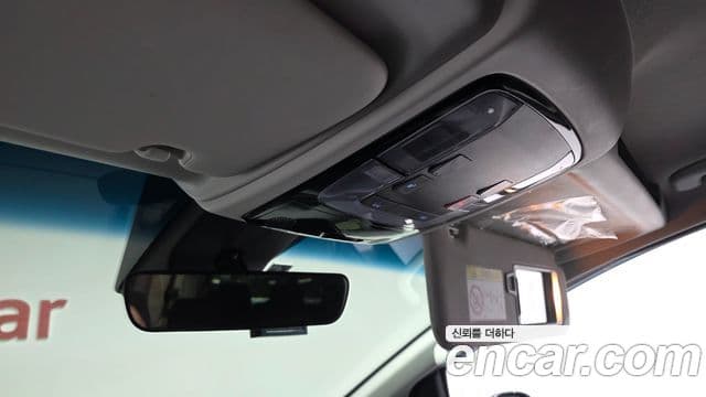 Hyundai Staria Modern, 2023 18