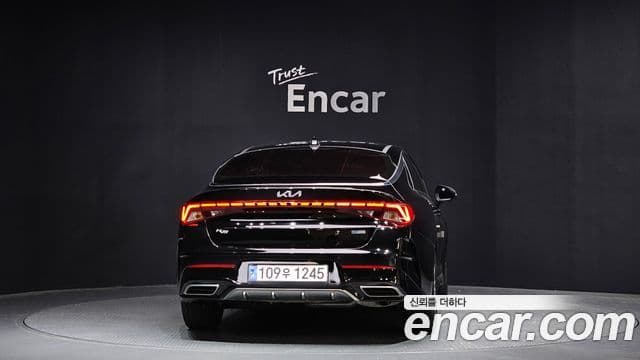 Kia K5 гибрид 3세대 Signature, 2022 4