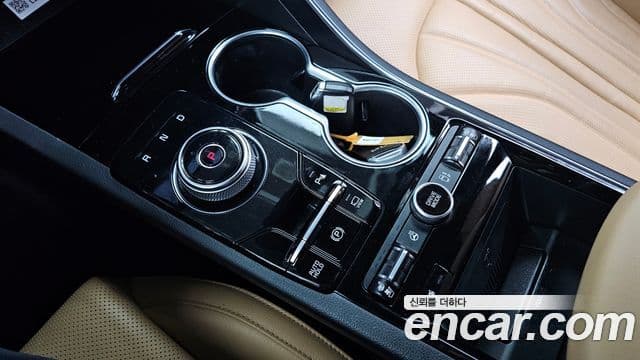 Kia K5 гибрид 3세대 Signature, 2022 9