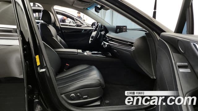 Genesis G80 (RG3) бензин 2.5 турбо 2WD, 2021 11