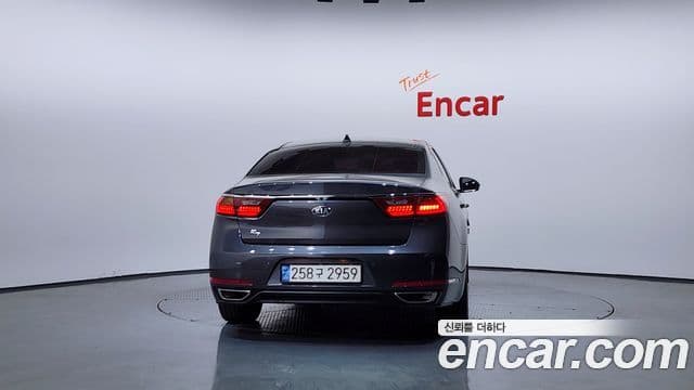 Kia All New K7 3.0 LPI Luxury (арендный автомобиль), 2017 4