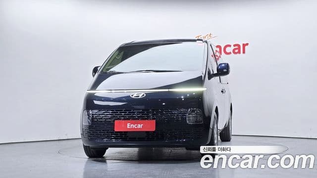 Hyundai Staria Modern, 2025 3