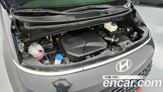 Hyundai Staria Modern, 2025 6