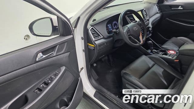 Hyundai All New Tucson Style, 2017 12