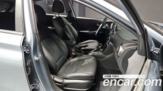 Hyundai Kona Modern Art, 2019 10