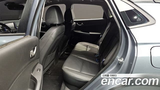 Hyundai Kona Modern Art, 2019 12