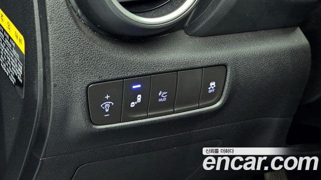 Hyundai Kona Modern Art, 2019 17