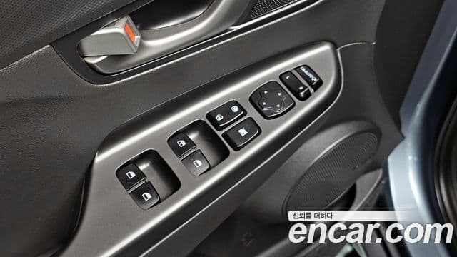 Hyundai Kona Modern Art, 2019 18