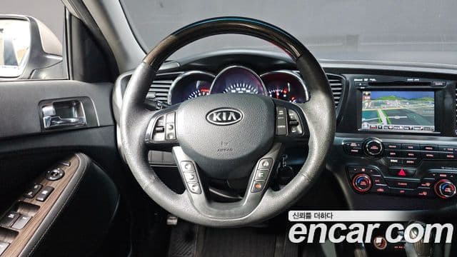 Kia K5 Prestige, 2012 11
