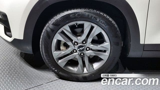 Kia Seltos Prestige, 2023 все фото