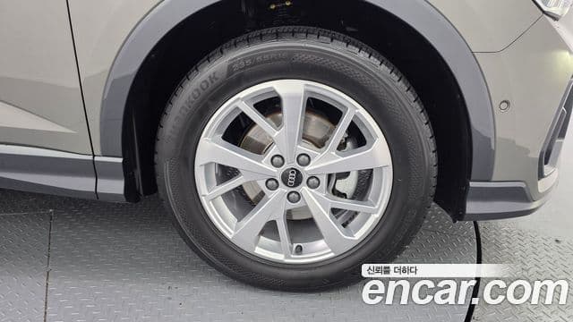 Audi Q3 (F3) 35 TDI Sportback, 2023 все фото