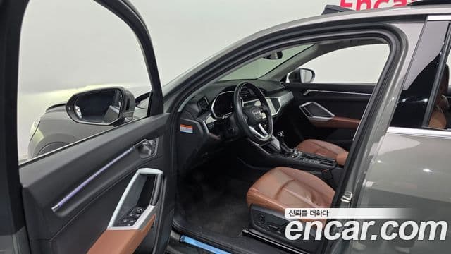 Audi Q3 (F3) 35 TDI Sportback, 2023 11