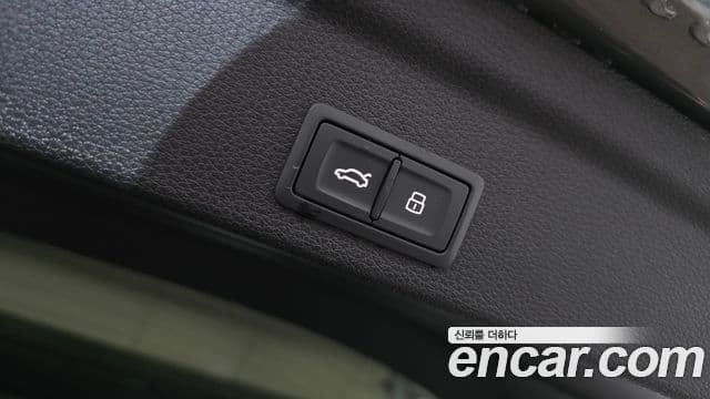 Audi Q3 (F3) 35 TDI Sportback, 2023 16