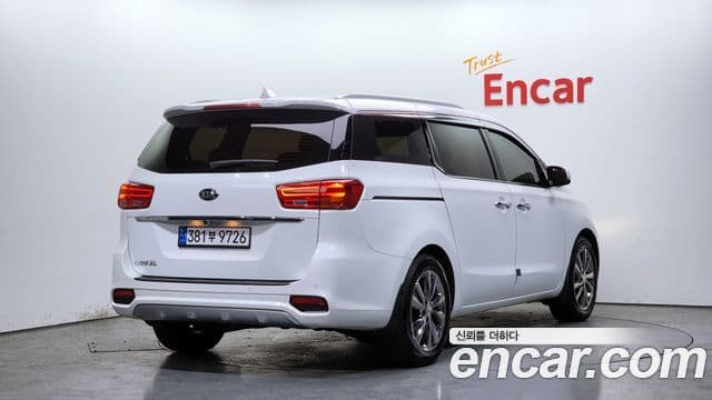 Kia The / новый New Carnival Prestige, 2019 2
