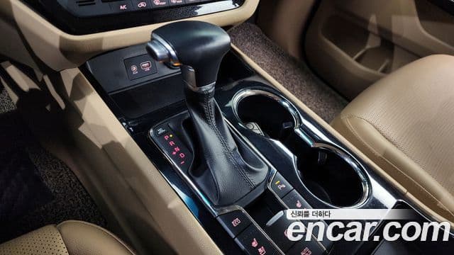 Kia The / новый New Carnival Prestige, 2019 9