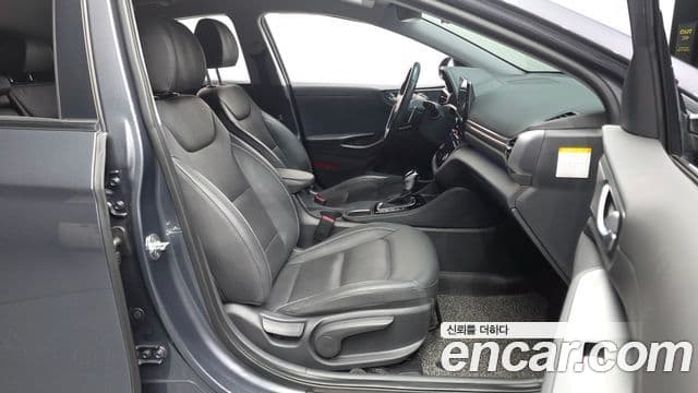 Hyundai The / новый New Ioniq гибрид Q, 2020 11