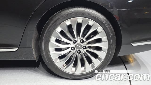 Genesis EQ900 Premium Luxury, 2018 все фото