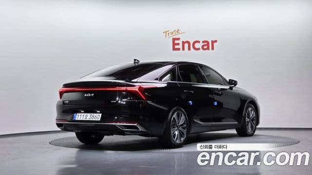 Kia K8 гибрид Signature, 2023 2