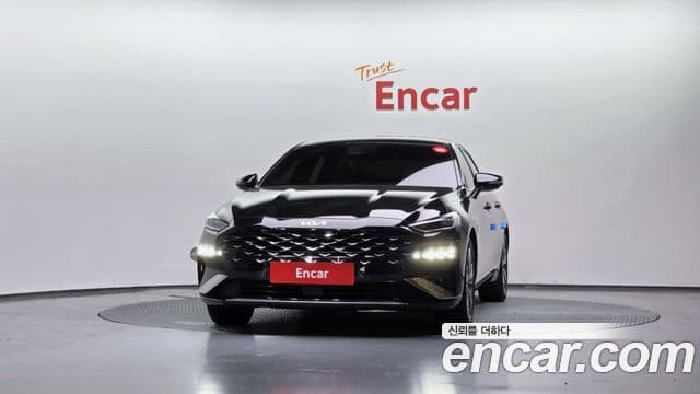 Kia K8 гибрид Signature, 2023 3