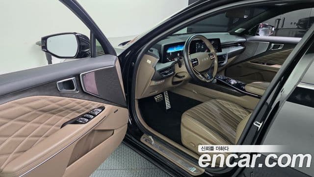 Kia K8 гибрид Signature, 2023 10