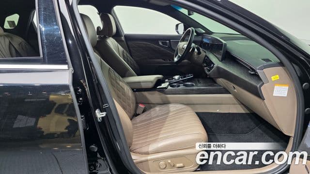 Kia K8 гибрид Signature, 2023 11