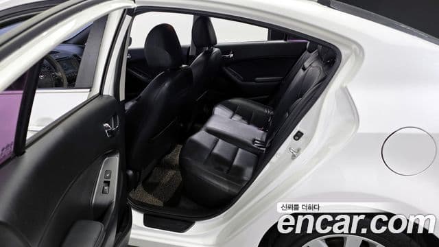 Kia K3 Prestige, 2015 11