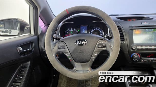 Kia K3 Prestige, 2015 13