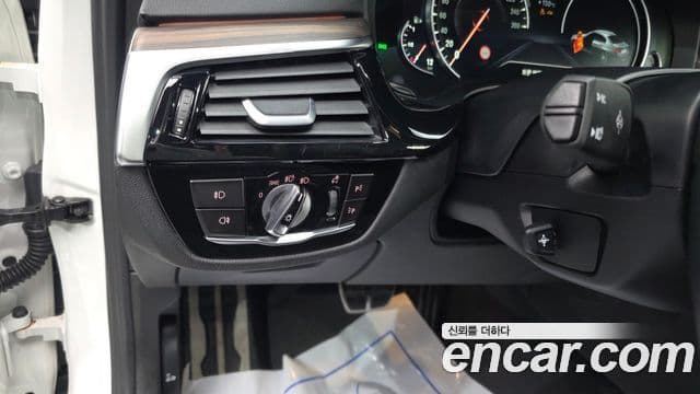 BMW 5시리즈 (G30) 530i M Sport Plus, 2018 12