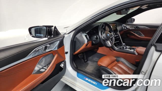 BMW 8시리즈 (G15) M850i xDrive Gran Coupe, 2023 10