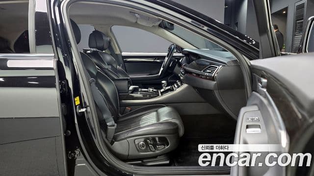 Genesis EQ900 Prestige, 2017 10