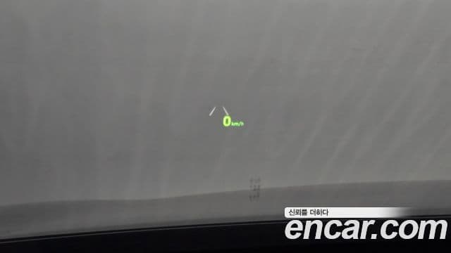 Genesis EQ900 Prestige, 2017 15