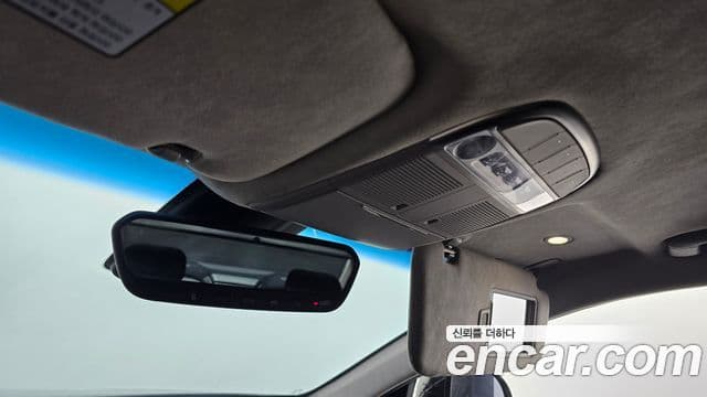 Genesis EQ900 Prestige, 2017 19