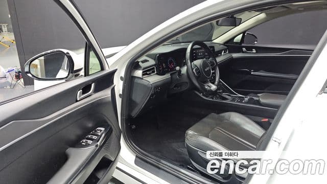 Kia K5 3세대 Standard, 2022 10
