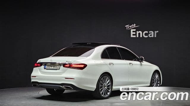 Mercedes-Benz E-класс W213 AMG Line, 2022 2