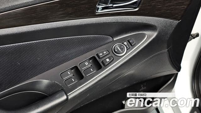 Hyundai YF Sonata CVVL top, 2012 18