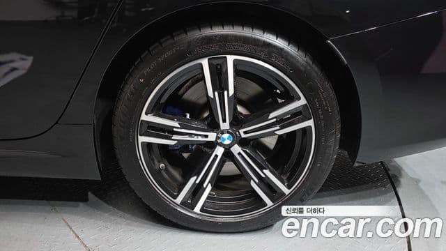 BMW 3시리즈 (G20) 320i M Sport, 2025 все фото