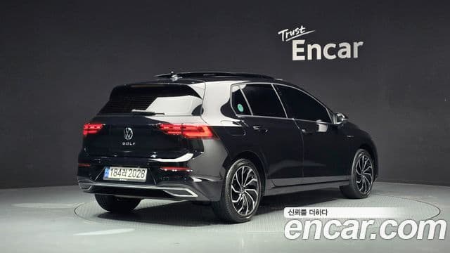 Volkswagen Гольф 8세대 Prestige, 2022 2