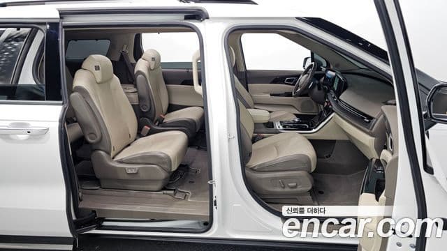 Kia Carnival 4세대 Signature, 2022 11