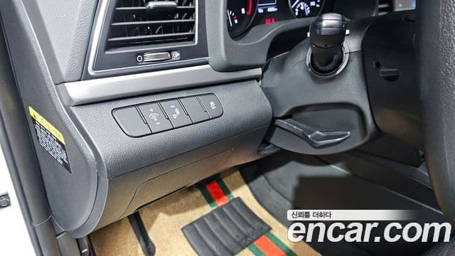 Hyundai Avante AD 1.6 GDI Value Plus, 2018 13