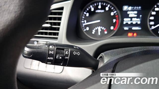 Hyundai Avante AD 1.6 GDI Value Plus, 2018 18