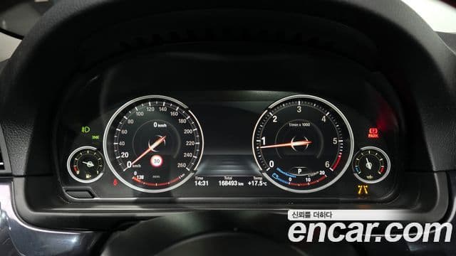 BMW 5시리즈 (F10) 520d xDrive M Aero Dynamic, 2016 8