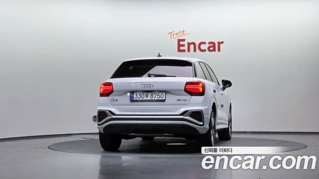 Audi Q2 Premium, 2023 4