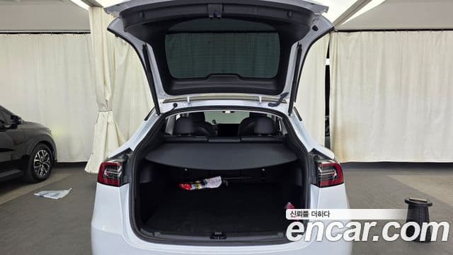 Tesla модель Y, 2023 20