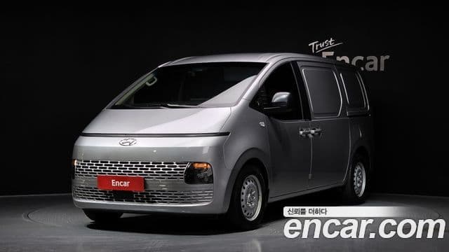 Hyundai Staria Smart, 2022 1
