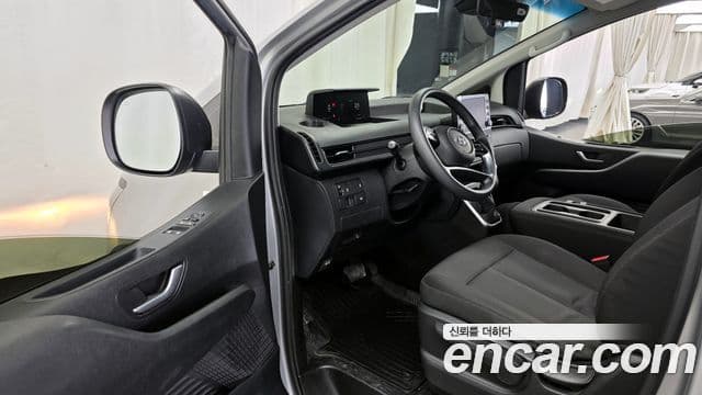 Hyundai Staria Smart, 2022 10