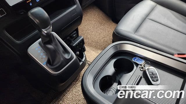 Hyundai Staria Modern, 2022 9