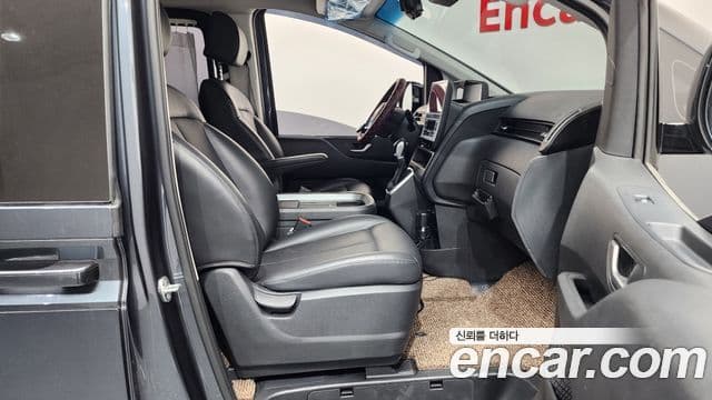 Hyundai Staria Modern, 2022 11