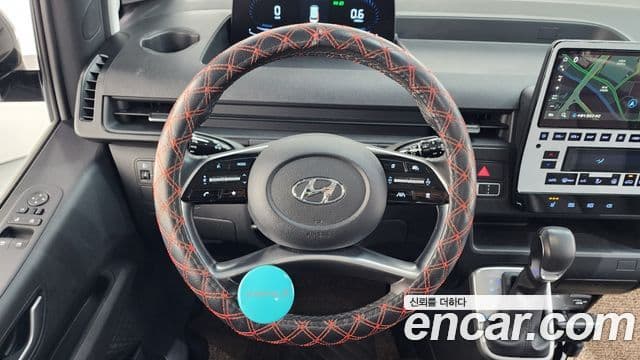 Hyundai Staria Modern, 2022 13